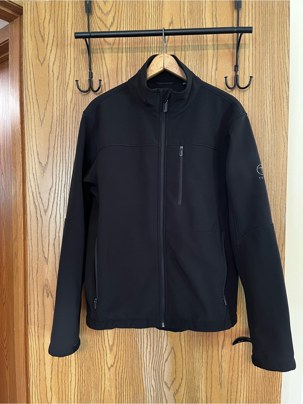 Tumi Tech Sz M Black Men’s Performance Softshell Jacket